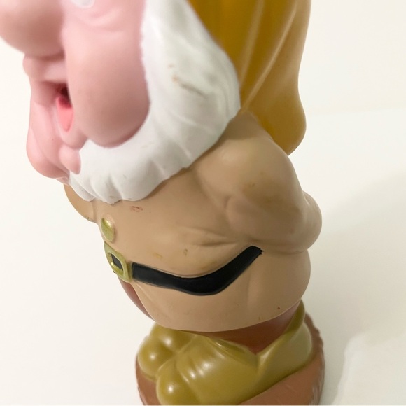 VTG Disney Snow White & Seven Dwarfs Sneezy 5" Rubber/Plastic Figure - Picture 7 of 10